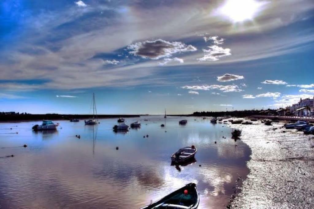Home4U - Cosy Apartment With Fantastic Terrace Cabanas De Tavira Luaran gambar